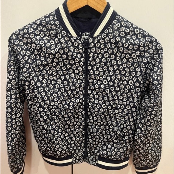 Jacket - Picture 2 of 3